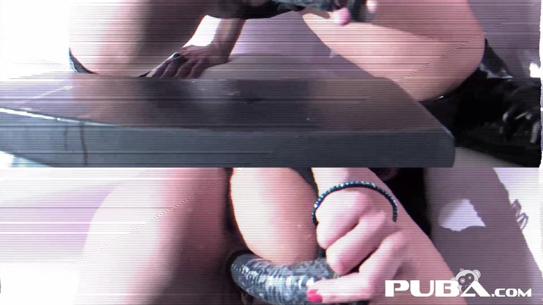 PUBA Solo: Londons Keyes Hot TV Anal Solo