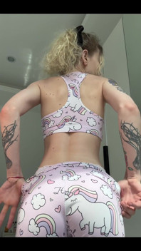 Some Booty Shaking What Would You Like to Do with That Juicy Ass? 1. Bite 2. Spank
