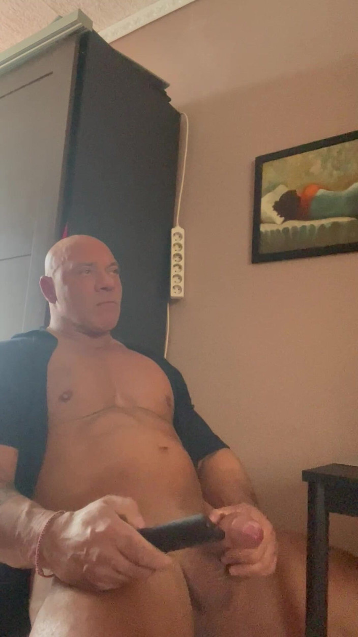 Mr. Guru: ロング・ワンク・アマチュア・ボディビルダー