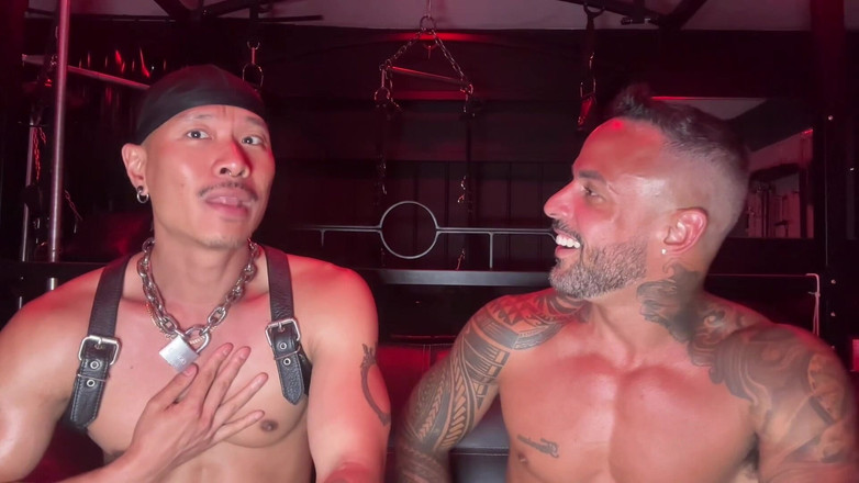 ortizjona: Zum ersten mal fisting-video mit cagedjock teil 1 Interview und fisting,...