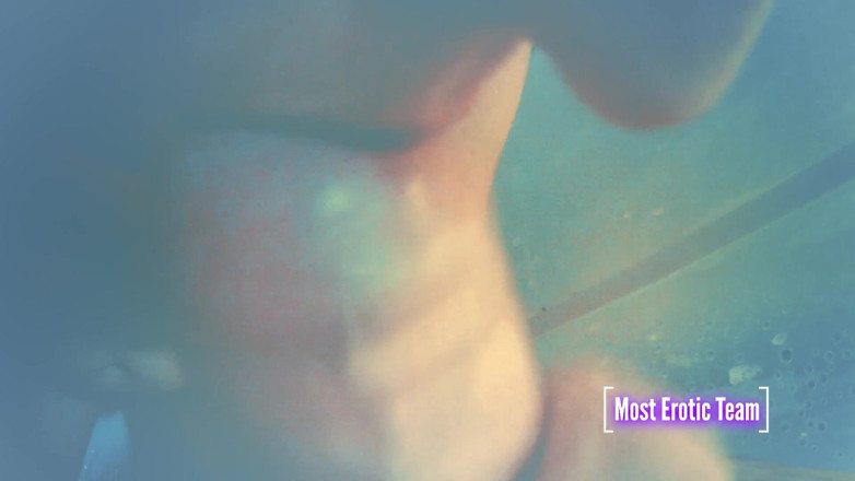 Most Erotic Girl: She Loves Pissing on Tits and Giving Blowjobs in The...