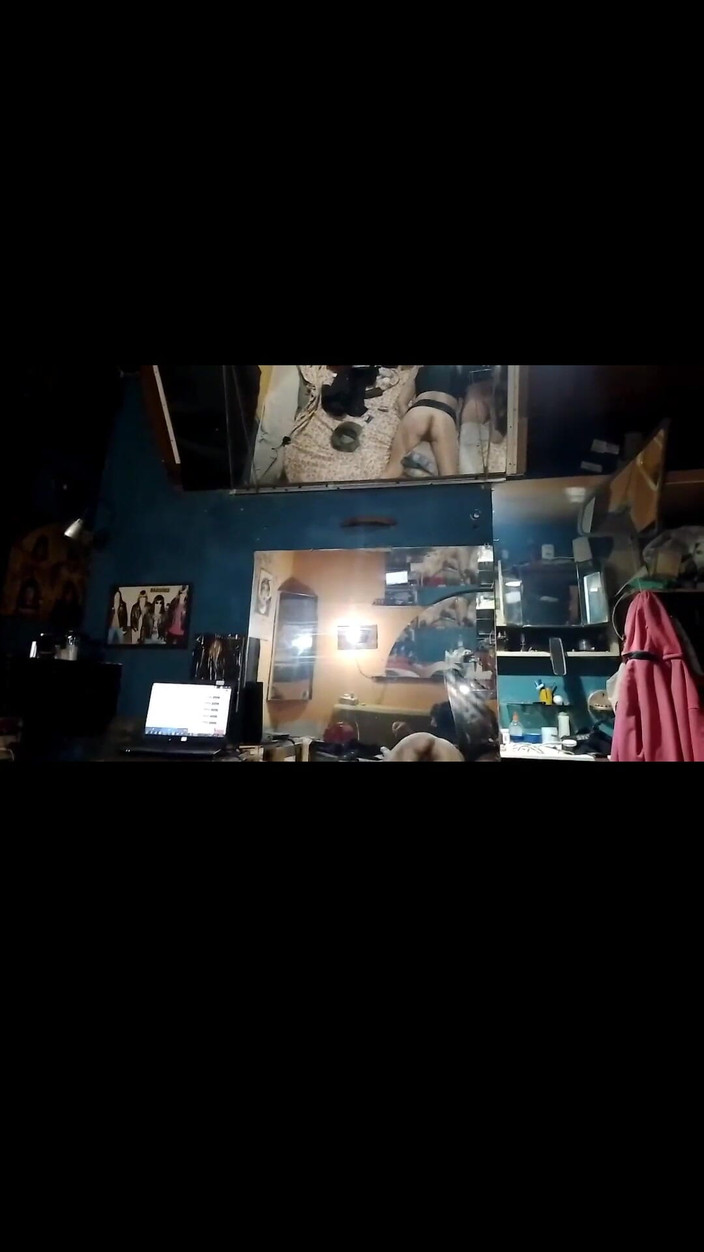 Marian sofar: Argentinian Friends Sucking a Cock