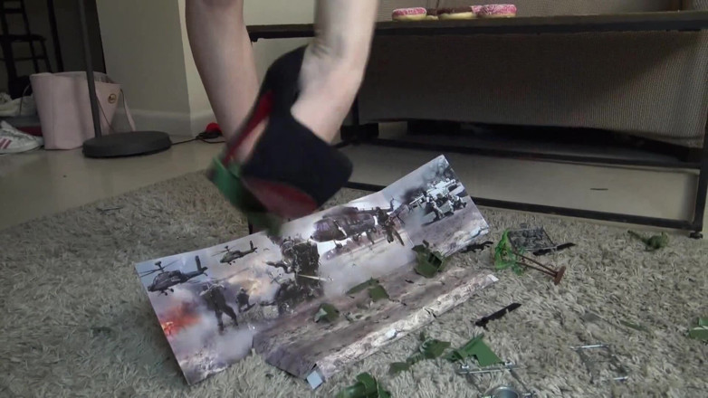 Solo Austria: Teen Princess in a Mood of Destruction!
