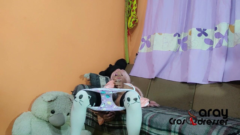 Saray Isis Amay: Saray Amay Crossdreser s Astolfo Cosplay