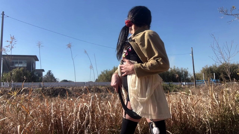 megu2002: Colección de Exposición al Orino y Tuck al aire libre...