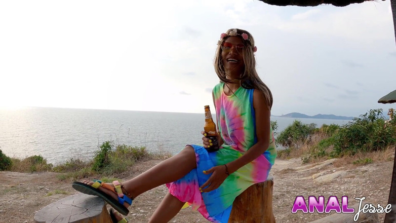 Jesse Thai: Ngajak ngentot - seks anal gadis hippie