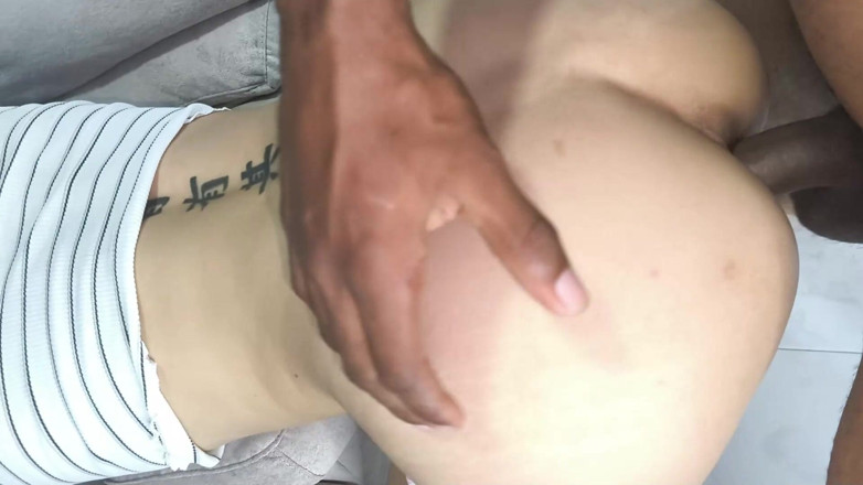 soylekiary: Je baise ma voisine et je fais le nettoyage