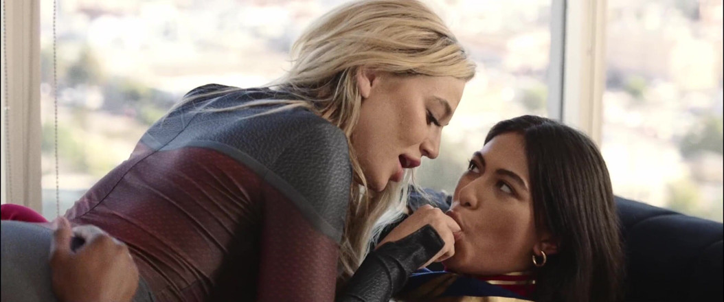 Cosplayground: Superhero Threesome
