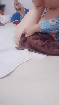 Peluda Natureza Buceta Pequena Hana Fofa Corpo Jogando Foda Pequena Buceta Por Vibrador