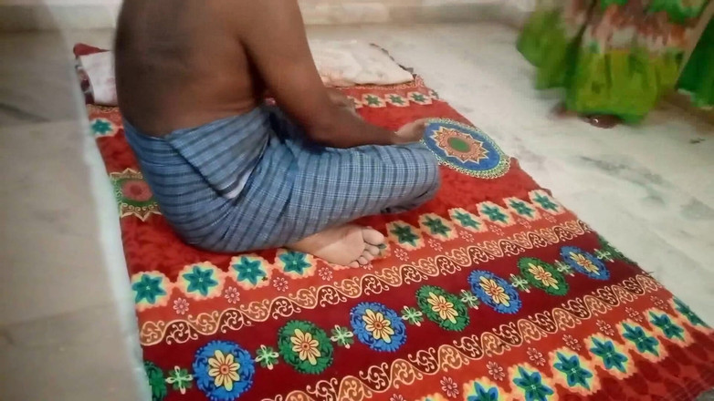 Desi palace: Lonely house wife fucked and gives hot blowjob