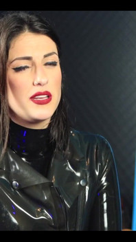 Interviu în latex