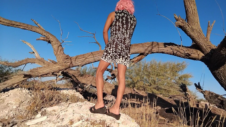Misaelechowski: Shy Hot Trans Wants to Get Naked in Public but...