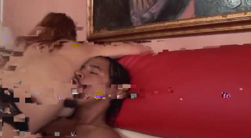 Young Cock Sluts: La milf tettona e cattiva ama farsi sbattere da un...