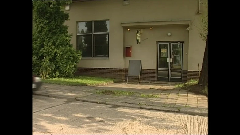 Muschi movie official: Fuck in a Restaurant