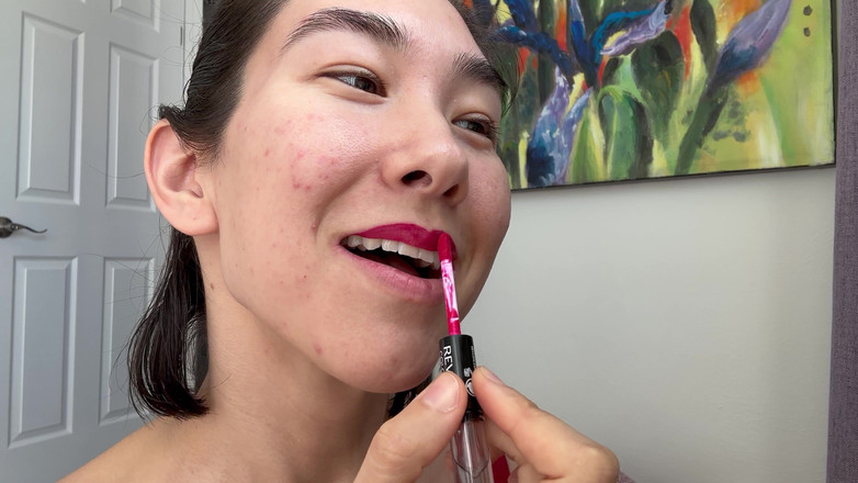 Ms_Emmy_Lynn: Ruj roșu strălucitor