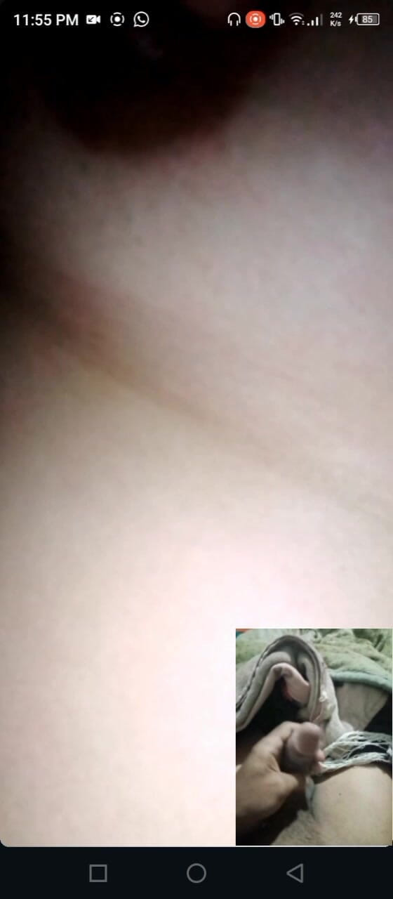 Viral video Pakistani: Великі цицьки показують в прямому ефірі сексуальне відеодзвінок, брудно беручи в урду голос