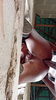 Big Dick Fucks a Wet Hole