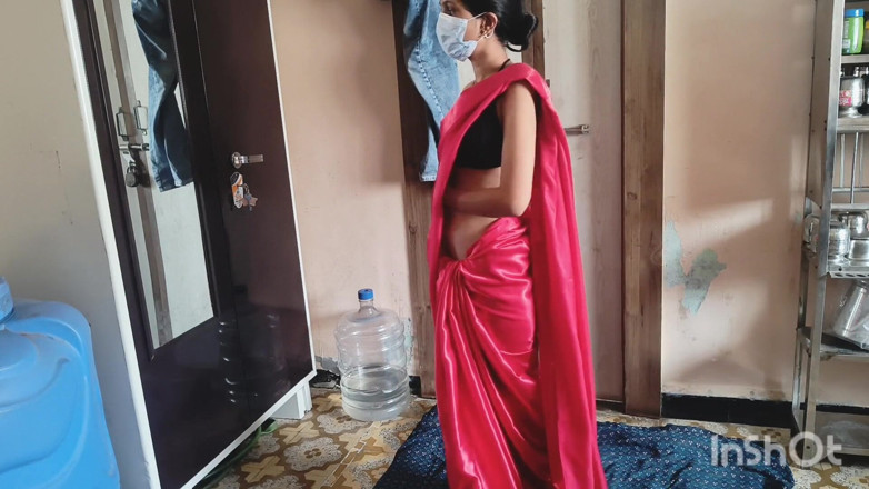 Desishycouple: Shivani próbuje bikini po raz pierwszy