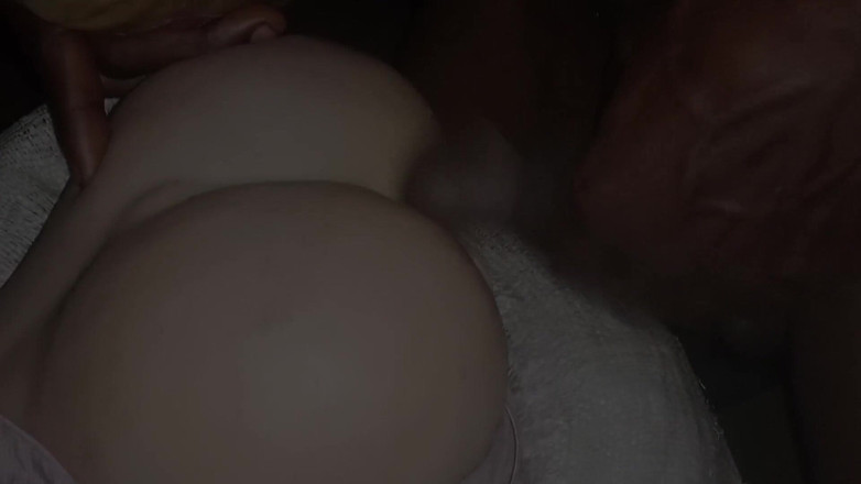 Bangcum8: Sieh nur an, wie zu hause junge zu hause creampie-arsch...