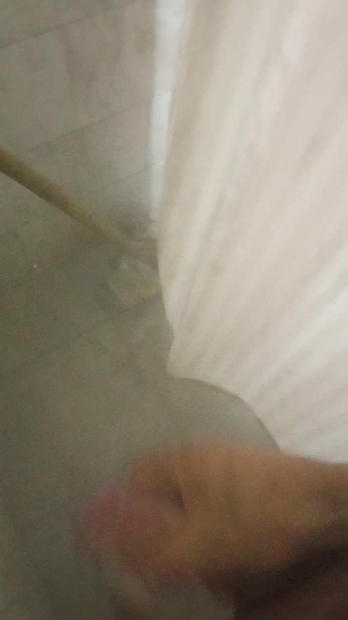 Banana split: Mi tocco la doccia
