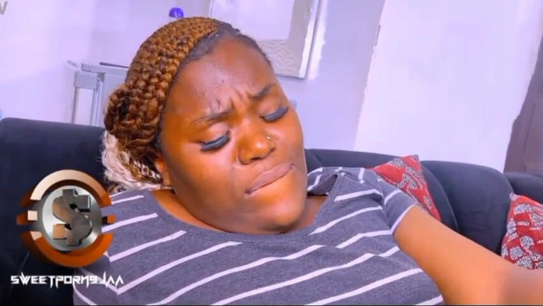 Tusweet9ja: Neighbor's Teen Stepdaughter Came to Charge Phone but Got a...