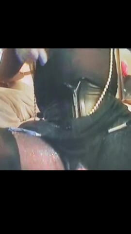 Dee Angels: Anh em phải để nó đi... với Dee Angels