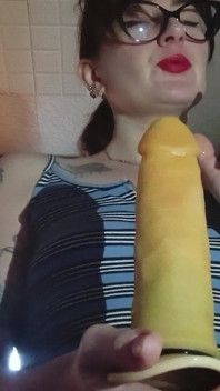 Mẹ kế dạy giật
