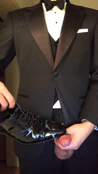 Horny in Tuxedo
