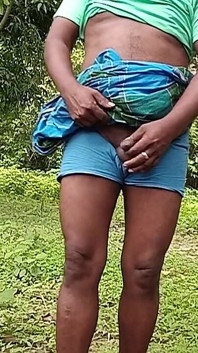 Boy video procurando as últimas meninas sensuais de Lund