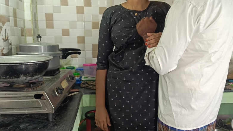 Palani69: Bà nội trợ nóng bỏng làm tình lãng mạn trong...