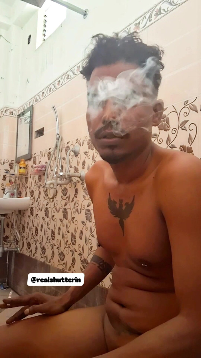 Alick Das: Desi chlap honí tvrdou plnou masturbaci
