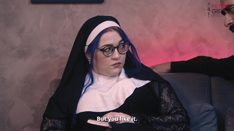 Fetish Girls Brazil: Nunna Madalena Tar en fin spermasprut inuti hennes röv, mycket...