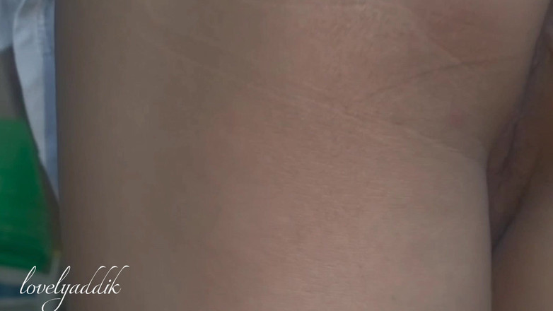 Lovelyaddik: Mutfakta amcığımı doldur