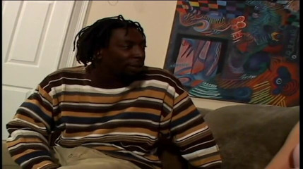 First Black Sexperience: Dva černoši ničí nevinnou zrzku