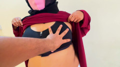 Aria Mia: Трахаю красиву тітоньку в Саудівській Аравії - кілька камшотів