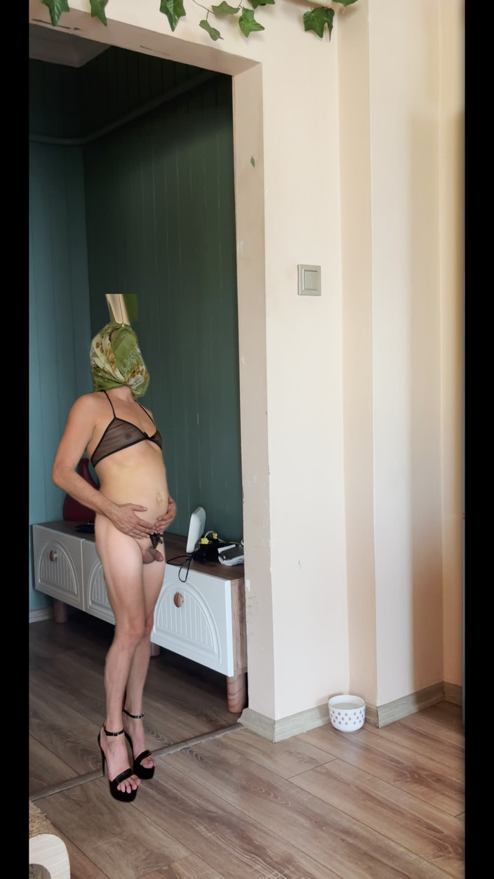 cd_aysemmm: Tôi vô tình làm cho chị kế của tôi có...