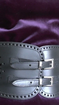 Cintos apertados largos parte 83 Lady Victoria Valente