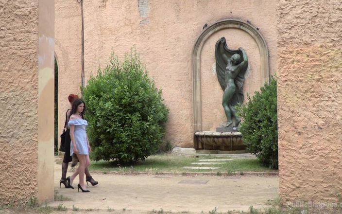 Public Disgrace by Kink: Ung hora Francesca Dicaprio Skamd, bunden och knullad offentligt!