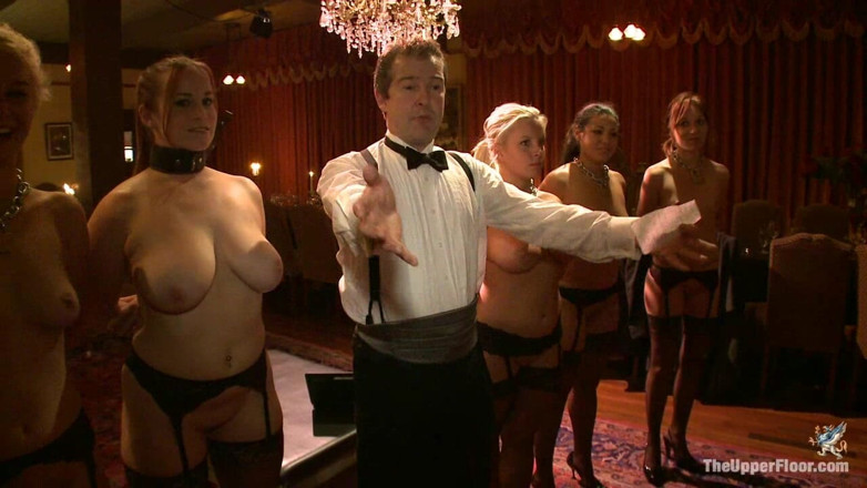 The Upper Floor by Kink: Peter's Acworth narozeniny! Všechna prsa na palubě!