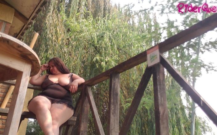 Riderqueen BBW Step Mom Latina Ebony: Sexy lingerie matrigna in adorazione del corpo da viaggio