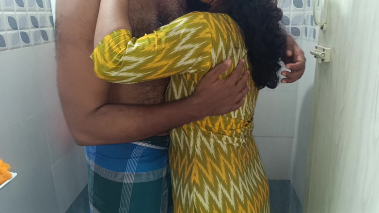 Palani69: Banheiro romance