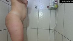Hot Stepmom Takes a Shower at Home and Rolls a Lot in the Shower!