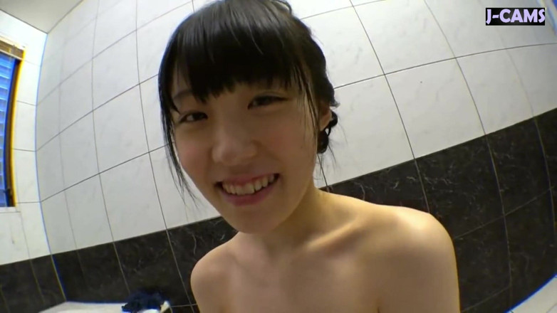 J-Cams: Smooth Bare Beauty with a Perfect Figure, an Obedient Little...