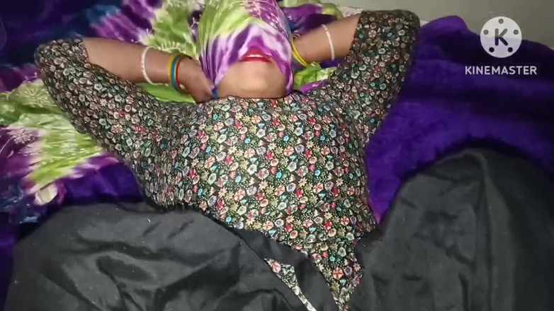 Kavita69: Přítelkyně podvádí přítele.hardcore šukání před videem svého přítele. Hardcore sání a...