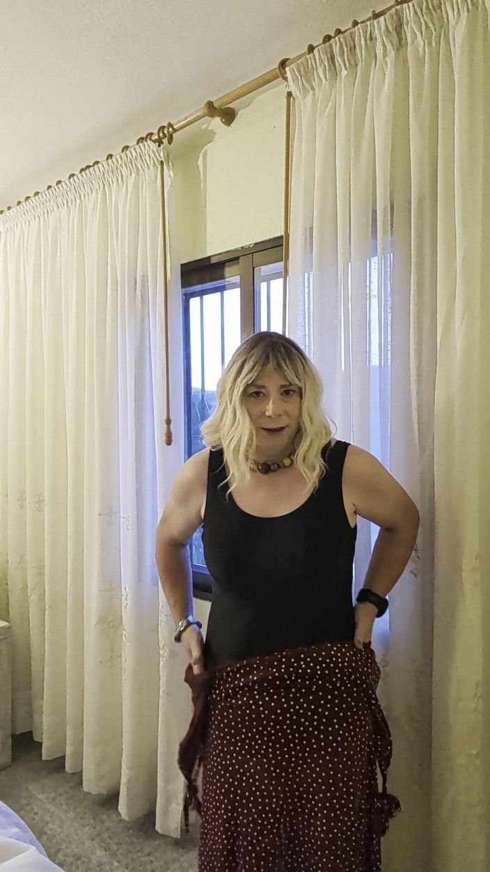 NikkiGee: Se déshabiller en vacances