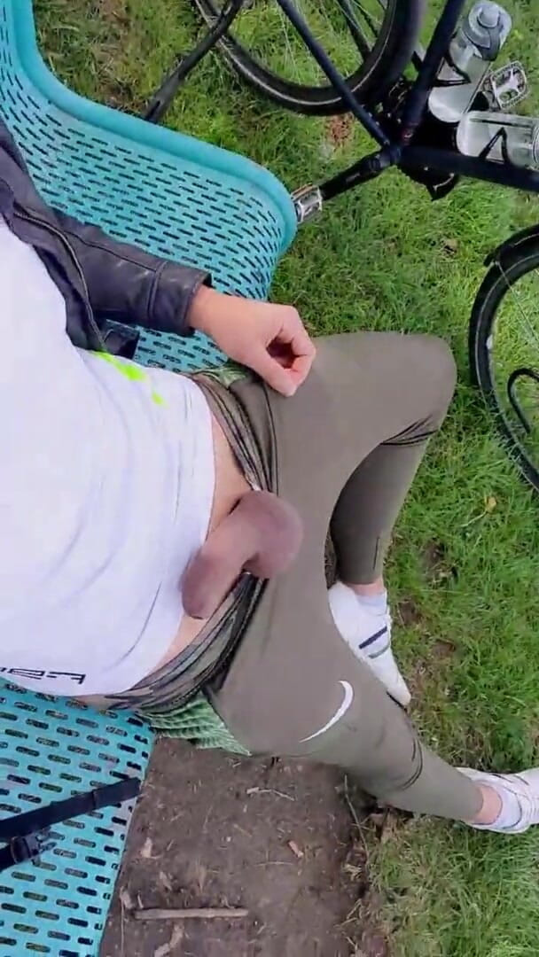 Slutboyben: Slutboyben Cam4がクルージングエリアで公然と暴露