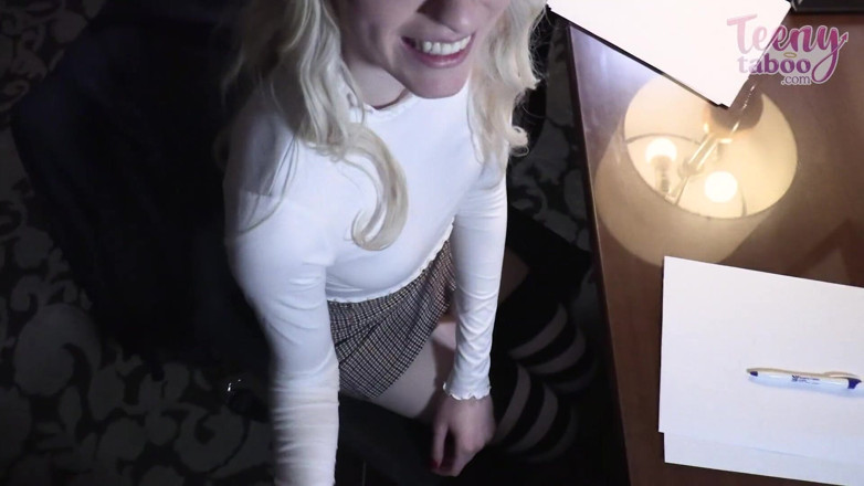 Teenytaboo: Celestina vrea slujba și va face ceea ce este nevoie pentru...
