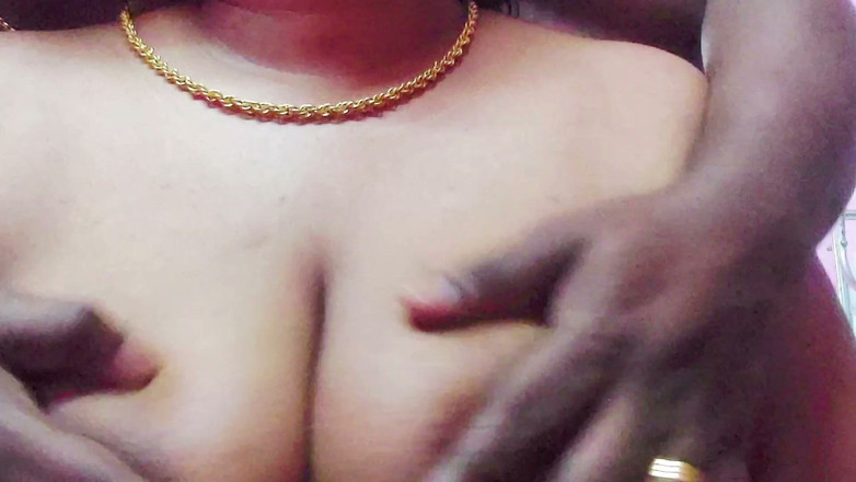 Desi Mohini: Chico indio compartiendo sexo con mi hermanastra cachonda