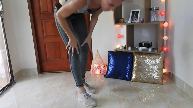 MissAnja_FH: Xtremely transpirat călărește un vibrator