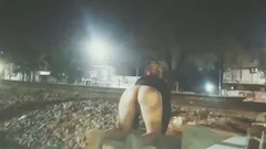 Compilation de sexe dans la rue dans la nature surpris par un inconnu nu dans un bus de voiture